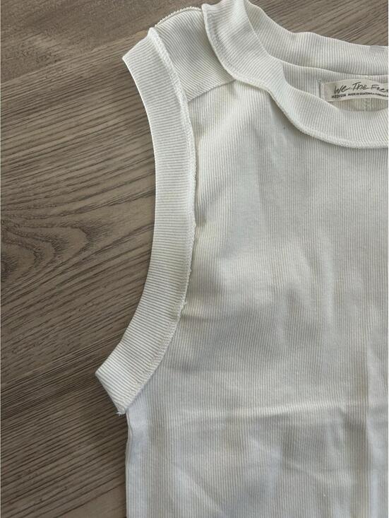 Free People We The Free Kate Tank Tee Top White Sz Medium - Picture 3 of 6